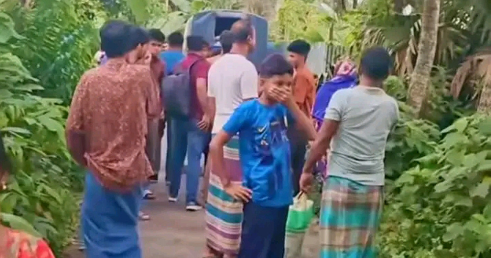 জঙ্গল থেকে অর্ধগলিত মরদেহ উদ্ধার