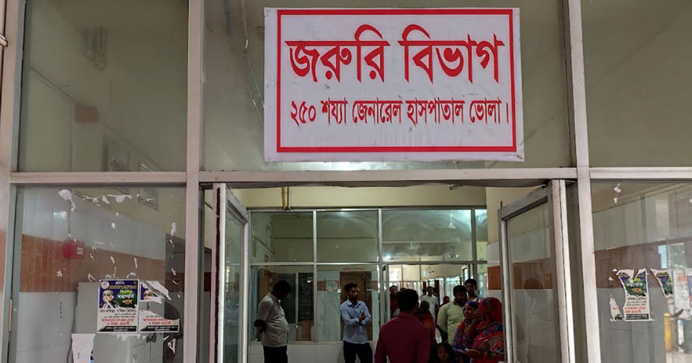 টাইলস স্থাপনের সময় মাচা থেকে পড়ে মিস্ত্রীর মৃত্যু
