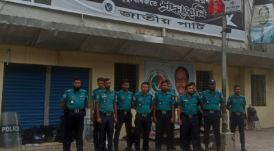 সকাল থেকেই কাকরাইলে জাপার কার্যালয়ের সামনে পুলিশের অবস্থান