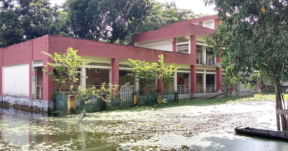 অভয়নগরে জলাবদ্ধতায় অসহায় চার ইউনিয়নবাসী