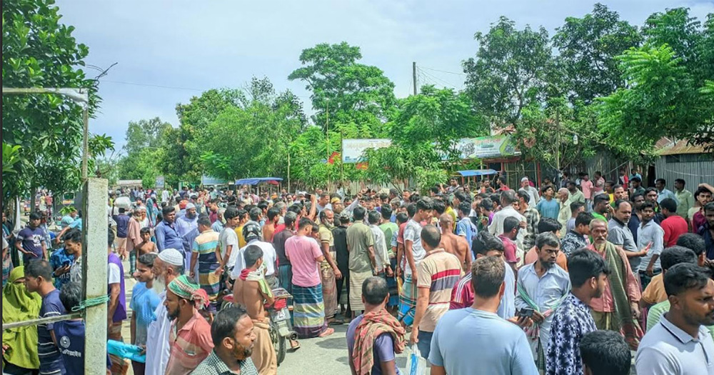 সিরাজগঞ্জে অটোরিকশার ধাক্কায় পথচারী নিহত, সড়ক অবরোধ