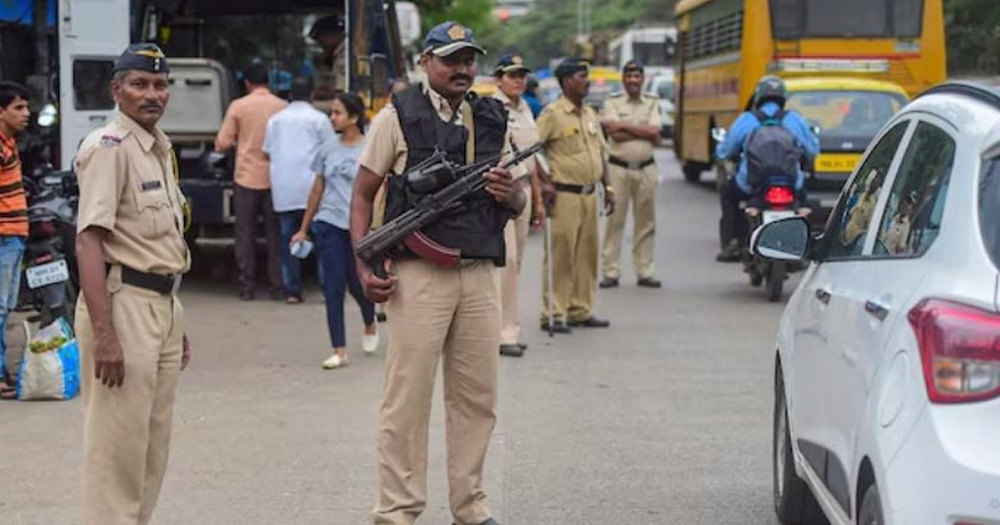 ভারতে ‘৩৪ গাড়িতে মানববোমা’, পুলিশকে হামলার হুমকি
