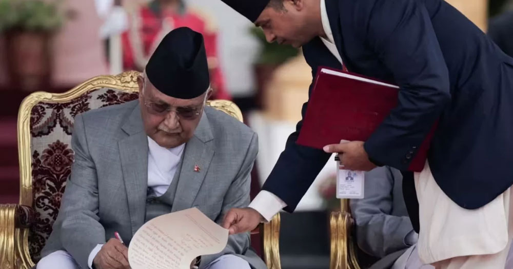 পদত্যাগের পর হদিস মিলছে না নেপালের প্রধানমন্ত্রীর
