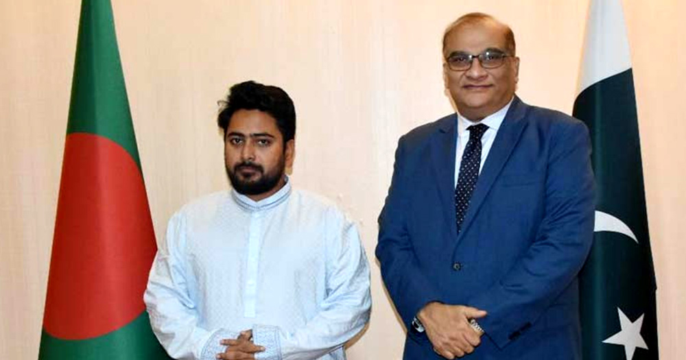 এনসিপি প্রতিনিধি দলের সঙ্গে পাকিস্তানের হাইকমিশনারের সাক্ষাৎ