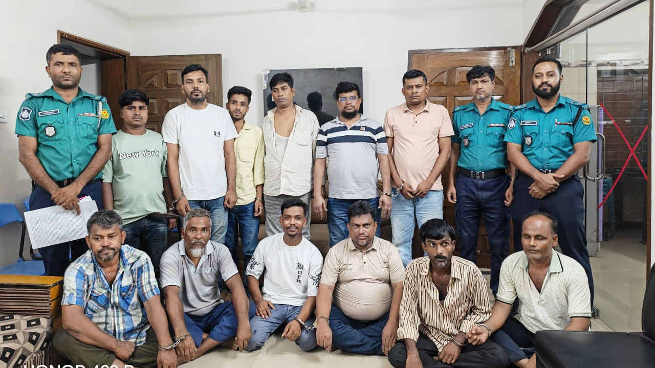 রাজধানীতে আ.লীগের ১২ নেতাকর্মী গ্রেপ্তার
