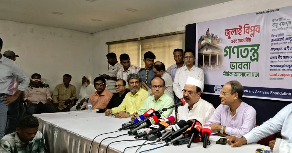 এমপি-মন্ত্রী হওয়ার জন্য পাগল হবেন না : গয়েশ্বর