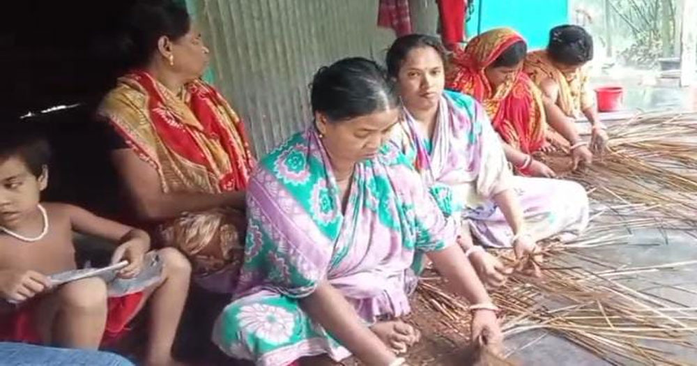 কালের গর্ভে বিলীন হচ্ছে কালিহাতীর ঐতিহ্যবাহী পাটি শিল্প