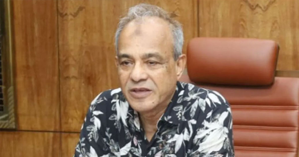 পার্শ্ববর্তী দেশ থেকে ছড়ানো গুজব সম্পর্কে সতর্ক থাকতে হবে : স্বরাষ্ট্র উপদেষ্টা