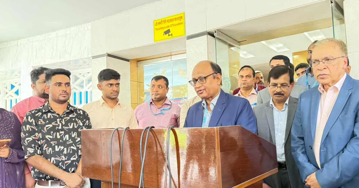 দুর্নীতি প্রতিরোধে দুদক ও টিআইবির মধ্যে সমঝোতা স্মারক সই