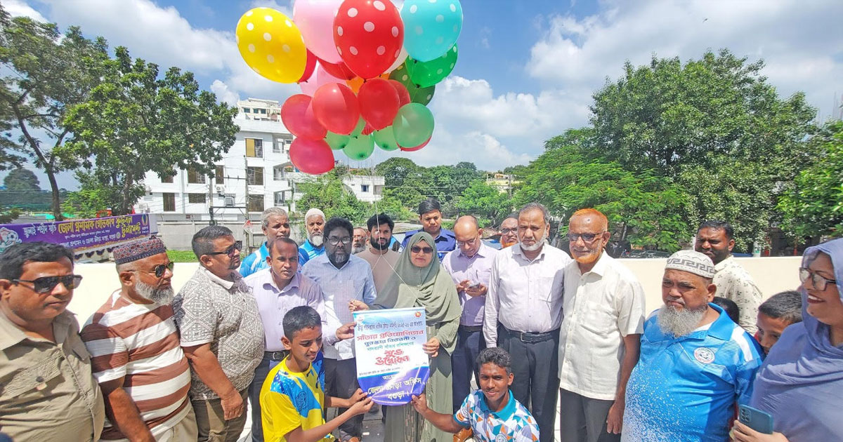 বগুড়ায় সাঁতার প্রতিযোগিতা ও প্রশিক্ষণের উদ্বোধন