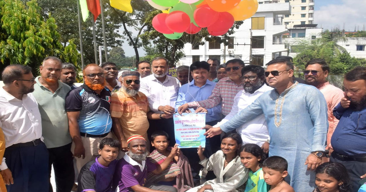 বগুড়ায় আঞ্চলিক স্কুল সাঁতার প্রতিযোগিতা অনুষ্ঠিত