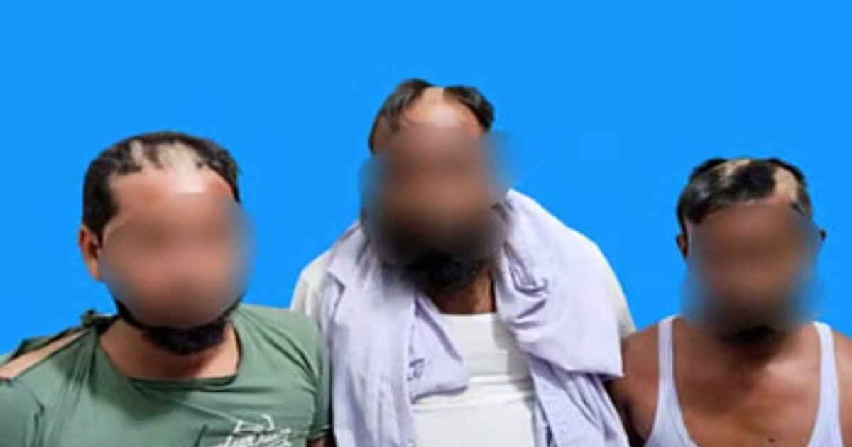 মাদ্রাসার তিন খাদেমকে মারধর করে চুল কেটে দেওয়ার অভিযোগে মামলা