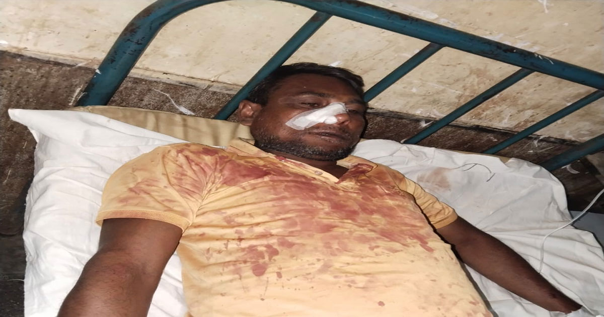 উলিপুরে ট্রাক্টরের গতি নিয়ন্ত্রণকে কেন্দ্র করে হামলা,আহত ৩