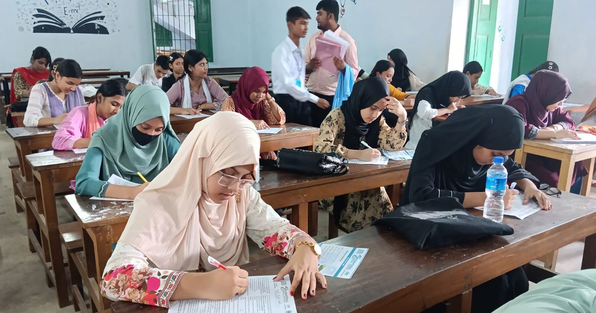 ১ হাজার শিক্ষার্থীর অংশগ্রহণে আন্তর্জাতিক সাধারণ বিজ্ঞান বিষয়ে অলিম্পিয়াড