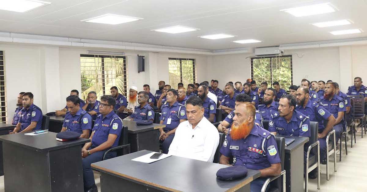 শেরপুরে পুলিশের দক্ষতা ও সক্ষমতা বৃদ্ধির লক্ষ্যে প্রশিক্ষণ কোর্সের উদ্বোধন