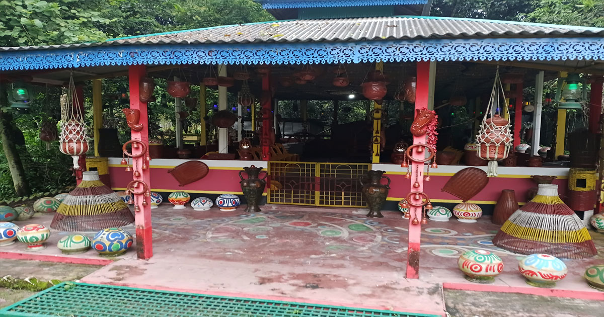 বৈঠকখানায় গ্রামবাংলার জীবন্ত জাদুঘর