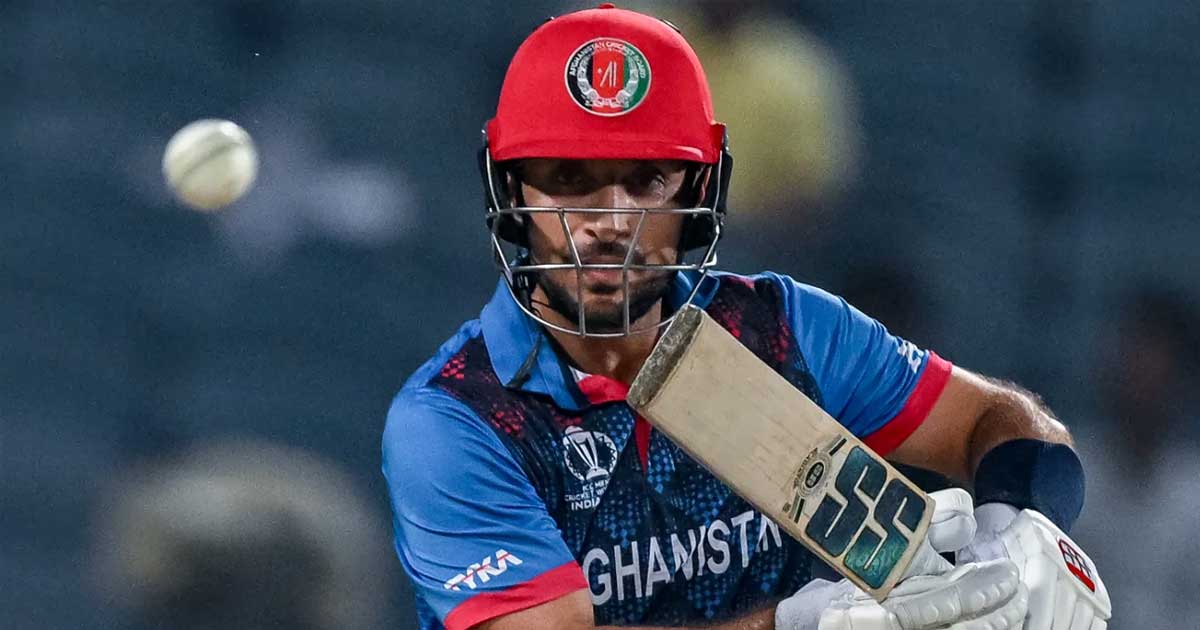 নামেন ব্যাট হাতে, রহমত শাহ মাঠ ছাড়লেন হুইলচেয়ারে