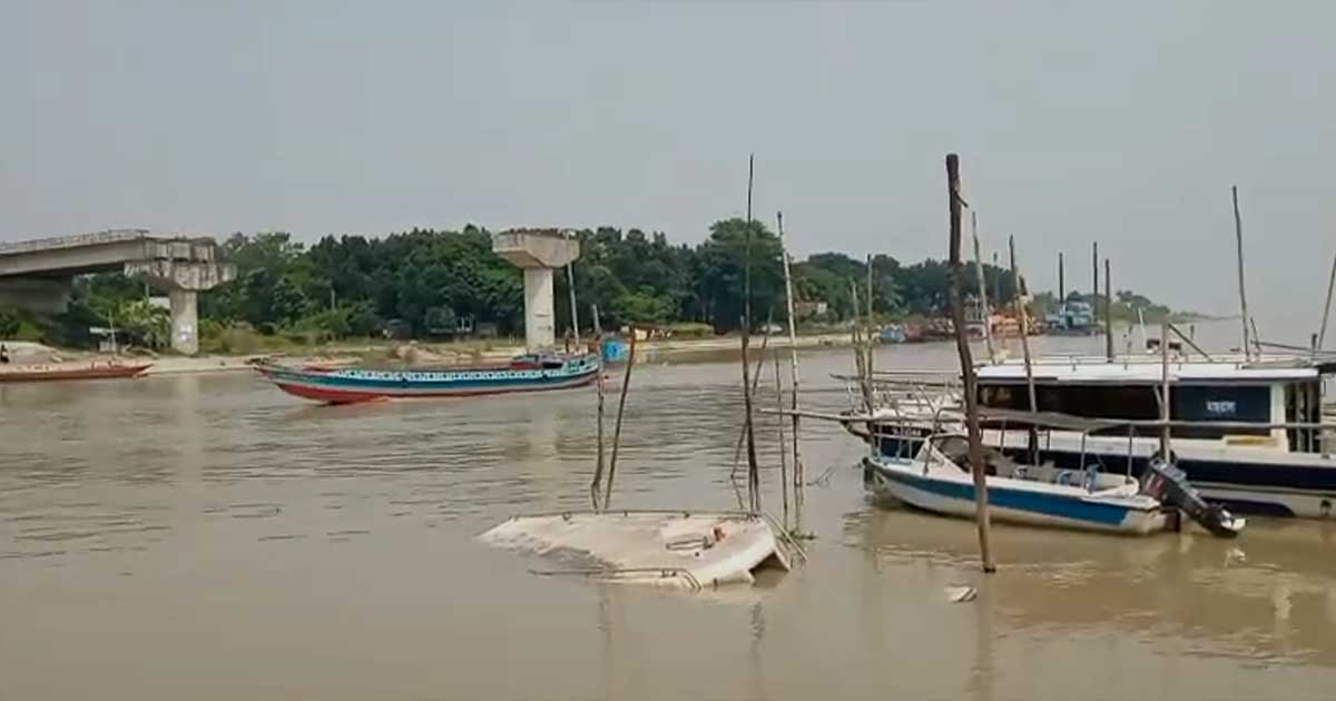 নড়িয়ায় যাত্রীবাহী ট্রলার ডুবি, কোন প্রাণহানির ঘটেনি