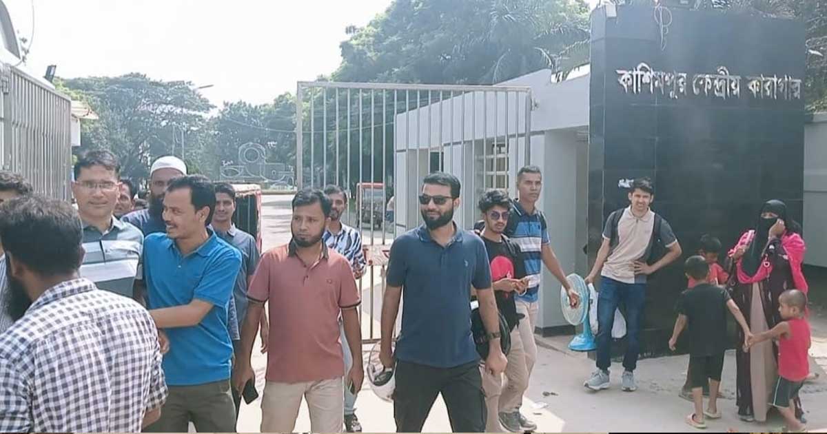 বিডিআর বিদ্রোহ মামলায় ১৬ বছর  পর  ১৪ জন জামিনে মুক্ত