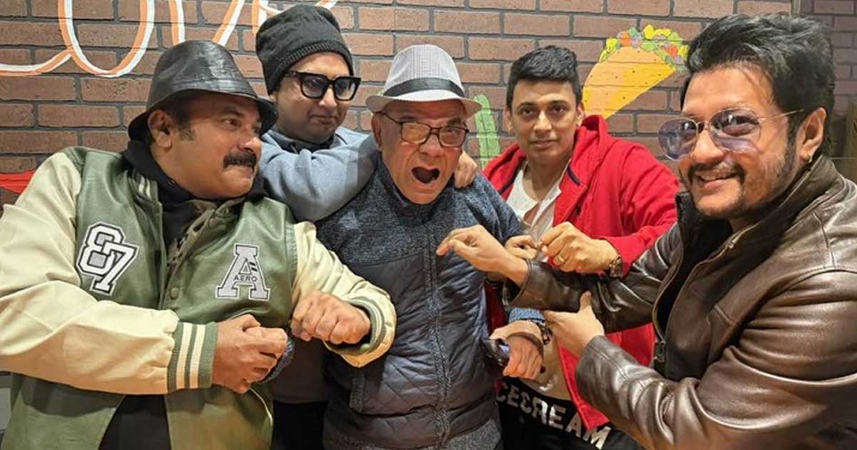 যুক্তরাষ্ট্রে চার নায়কের খপ্পরে আহমেদ শরীফ!