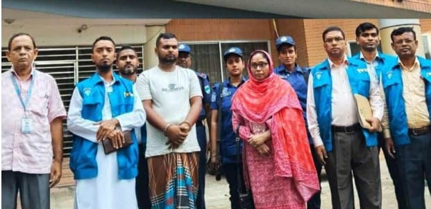 বেনাপোলে ঘুষকাণ্ড, অবশেষে বরখাস্ত রাজস্ব কর্মকর্তা শামীমা