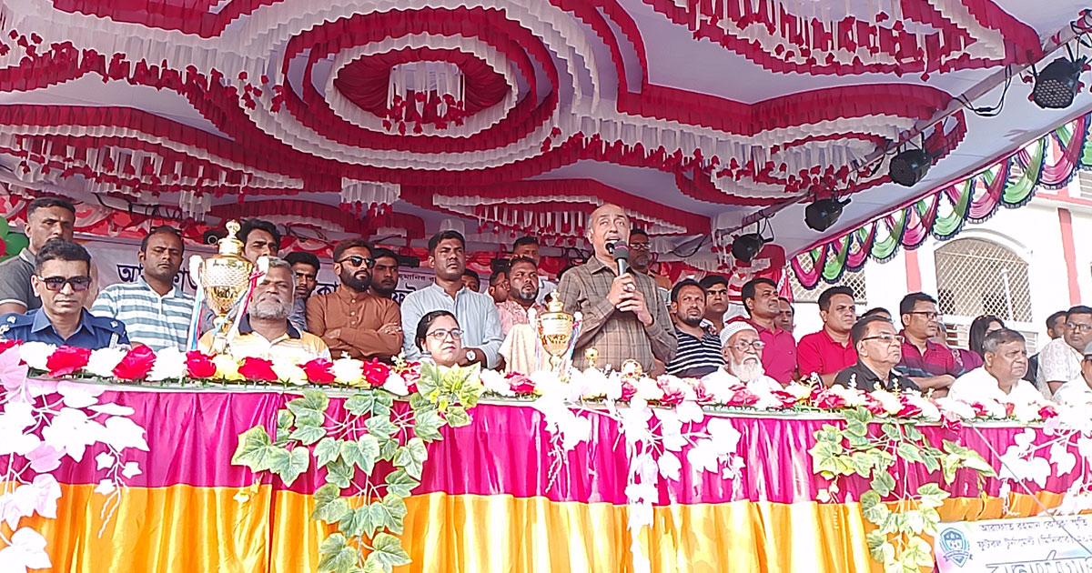 ঝিনাইদহে কোকো স্মৃতি ফুটবল টুর্নামেন্টের ফাইনাল খেলা অনুষ্ঠিত