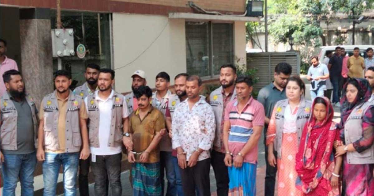 মৌচাকের শপিংমলে ৫০০ ভরি স্বর্ণ চুরির  ঘটনায় একজনের দায় স্বীকার, কারাগারে ৩