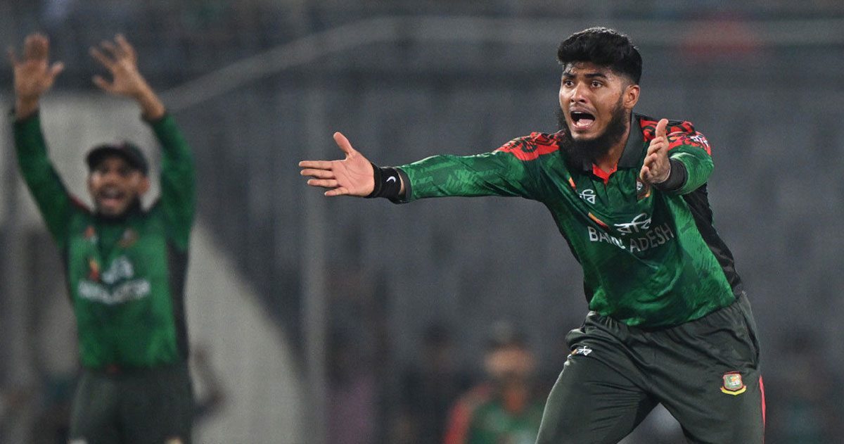 ৬ উইকেটের জাদুতে রিশাদ: ‘এটাই আমার কাজ’