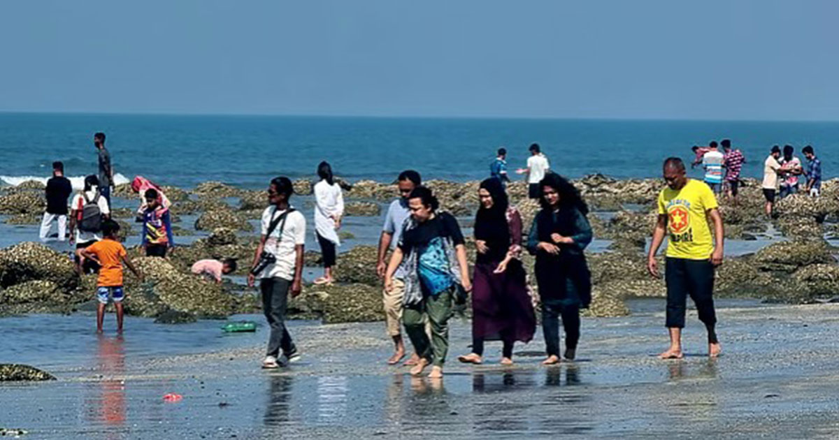 সেন্ট মার্টিন ভ্রমণে নতুন নির্দেশনা, রাত্রিযাপন করতে পারবে না পর্যটকরা