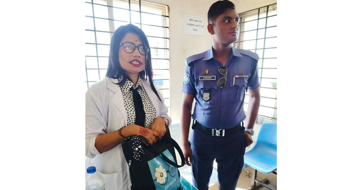 যশোর জেনারেল হাসপাতালে ভুয়া ‘ইন্টার্ন ডাক্তার’ আটক