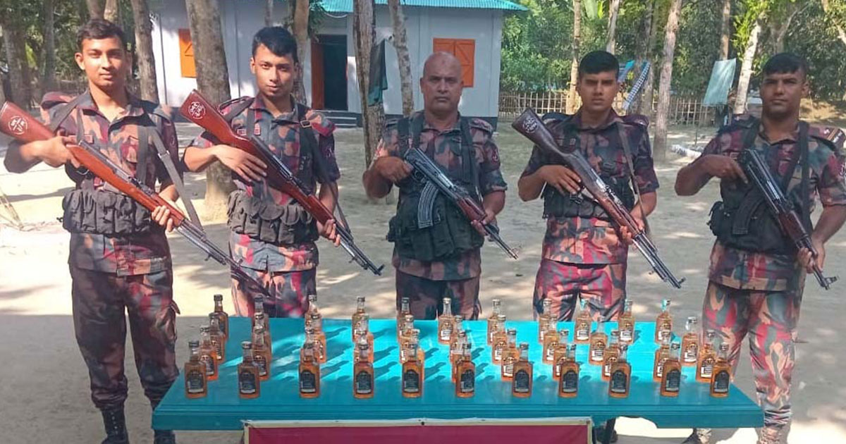 মহেশপুরে বিজিবির পৃথক অভিযানে বিপুল মাদক উদ্ধার