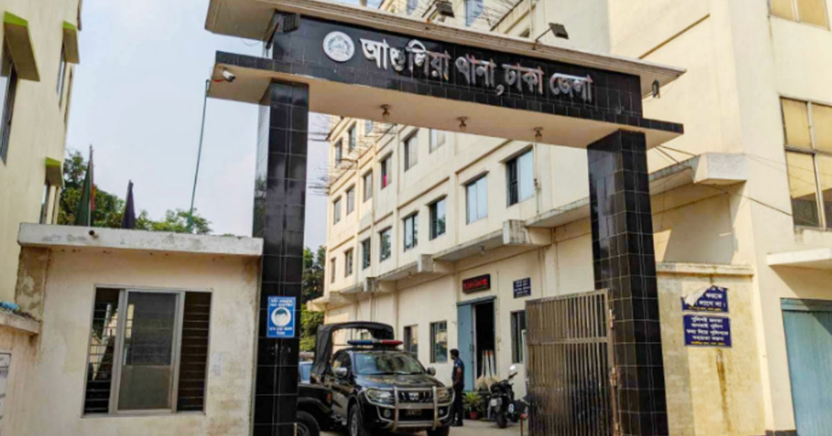 আশুলিয়ায় শ্রীলঙ্কান নাগরিকের ঝুলন্ত মরদেহ উদ্ধার