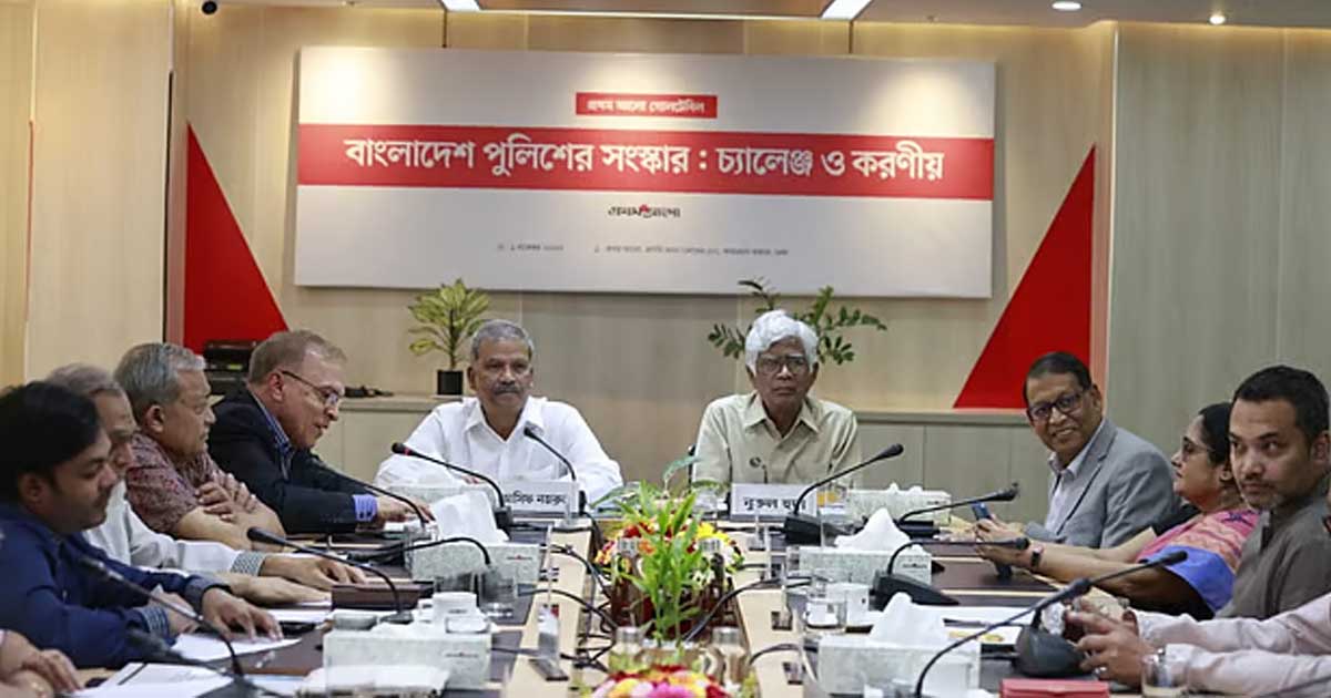 ‘আমার লোক তোমার লোক’ কালচার থেকে বের হতে হবে: আসিফ নজরুল