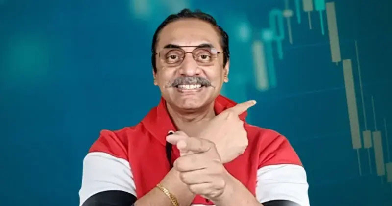 বগুড়ায় পিনাকীর বাড়ির সামনে আগুন দেওয়ার অভিযোগ