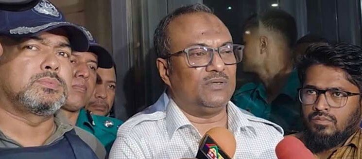 সারোয়ারকে ‘টার্গেট’ করে হামলা, বলছেন সিএমপি কমিশনার