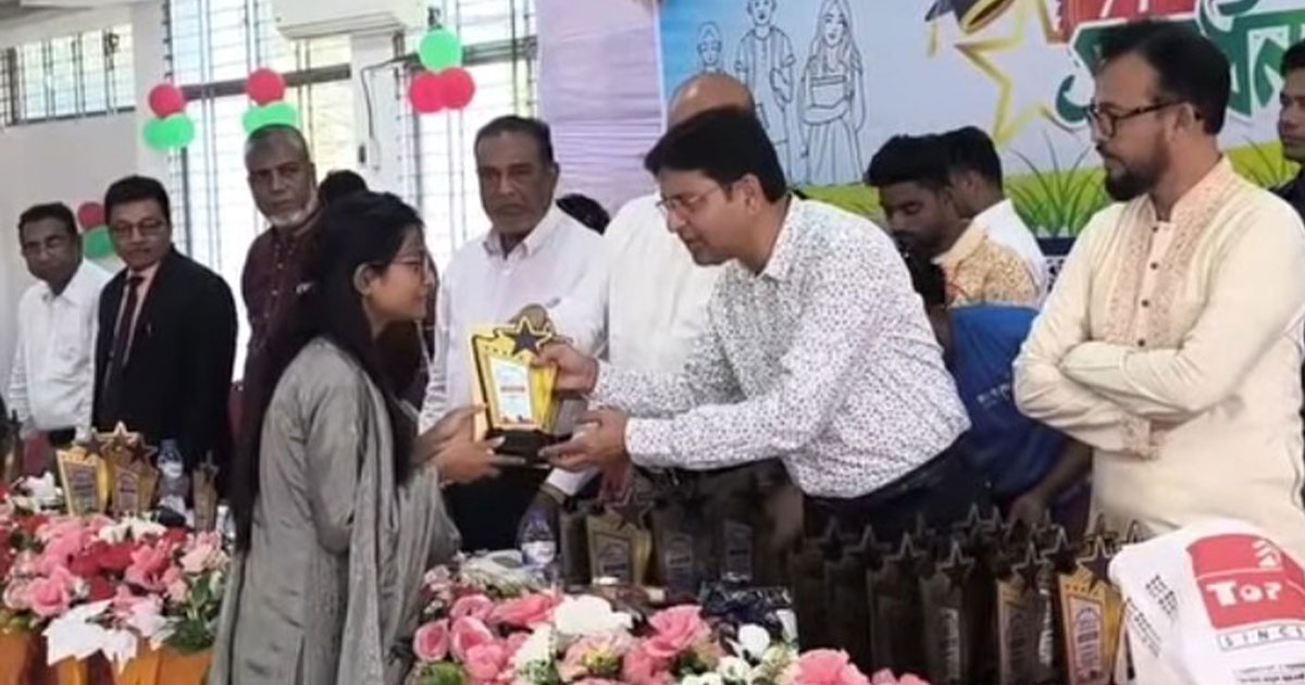 বেনাপোলে ১৮৪ কৃতি শিক্ষার্থীদের সংবর্ধনা ও শিক্ষাবৃত্তি প্রদান