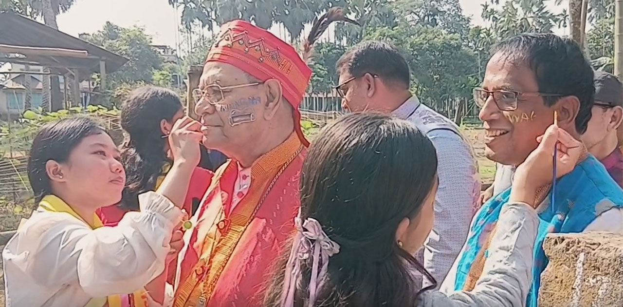 শেরপুরে গারো সম্প্রদায়ের তিন দিনব্যাপী ওয়ানগালা উৎসব শুরু