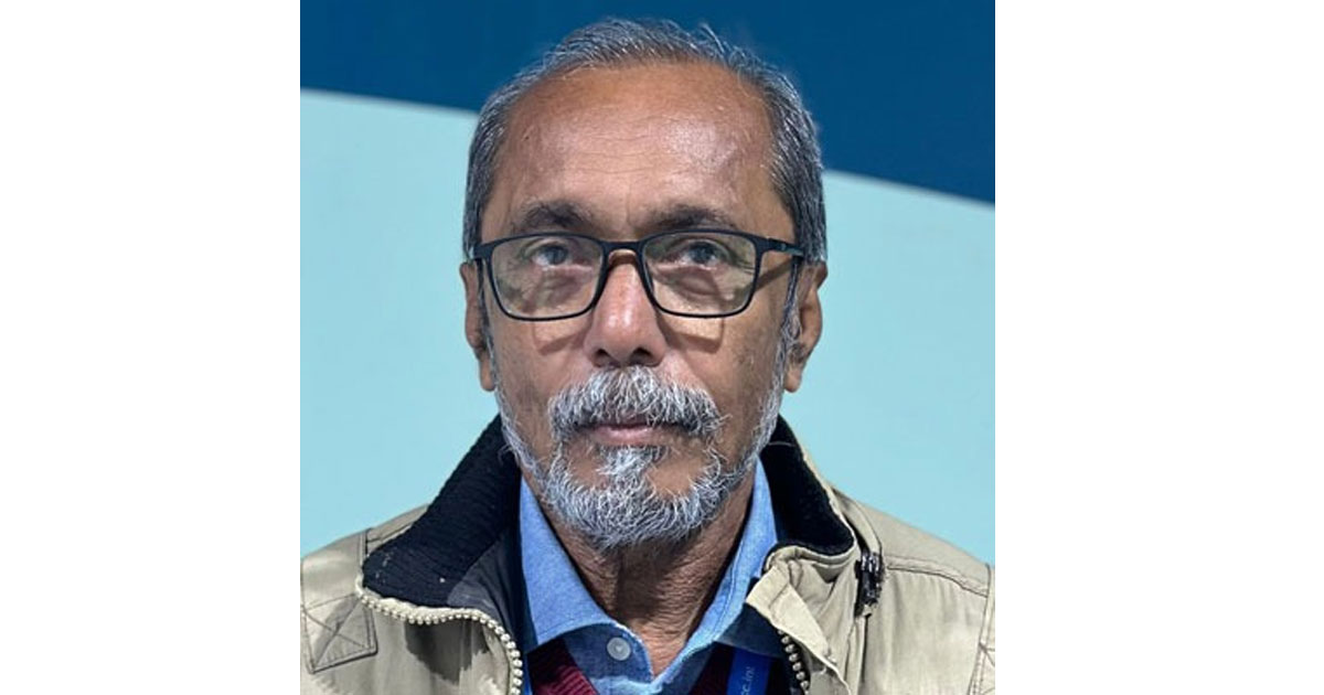 এখন সিদ্ধান্ত আমাদের, পৃথিবীর পাশে থাকব—না কি লবিস্টদের দীর্ঘশ্বাসে ডুবে যাওয়া ভবিষ্যতের দিকে হাঁটব ?