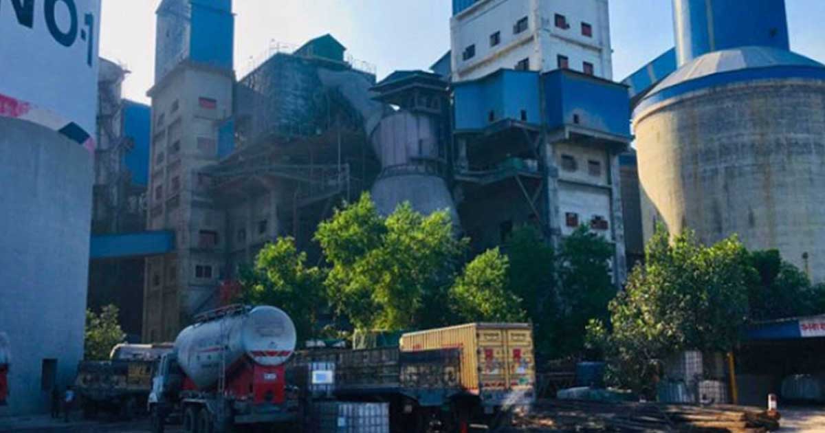 সিমেন্ট কারখানায় উত্তপ্ত কয়লা ছিটকে দগ্ধ ৬