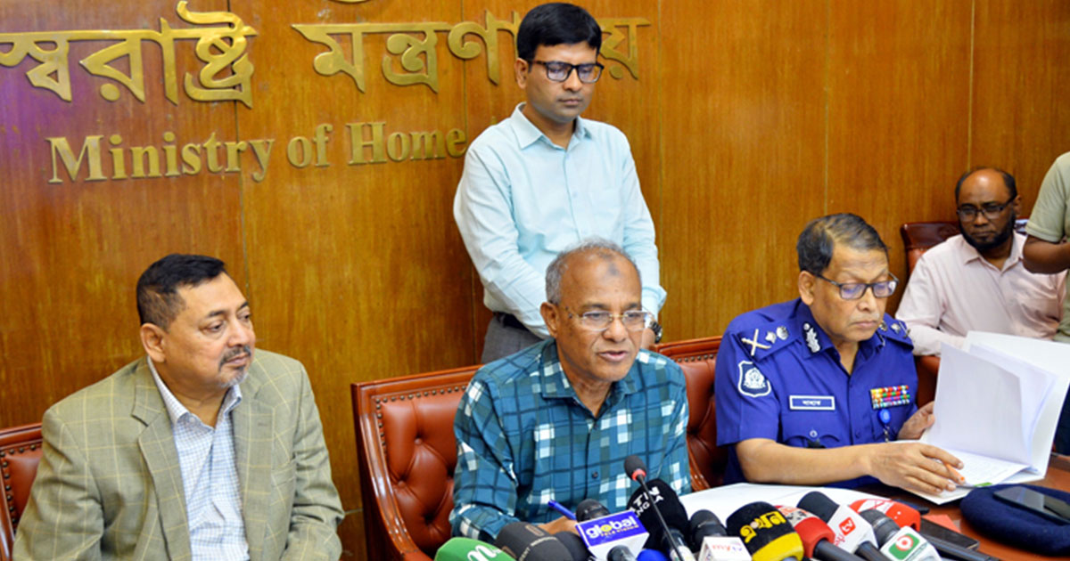 নির্বাচনের আগে আইনশৃঙ্খলা অবনতির শঙ্কা নেই: স্বরাষ্ট্র উপদেষ্টা
