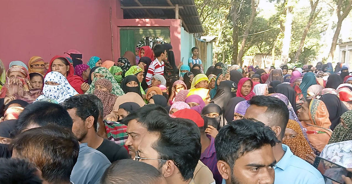দুই সন্তানকে গলা কেটে হত্যার পর মায়ের আত্মহত্যা