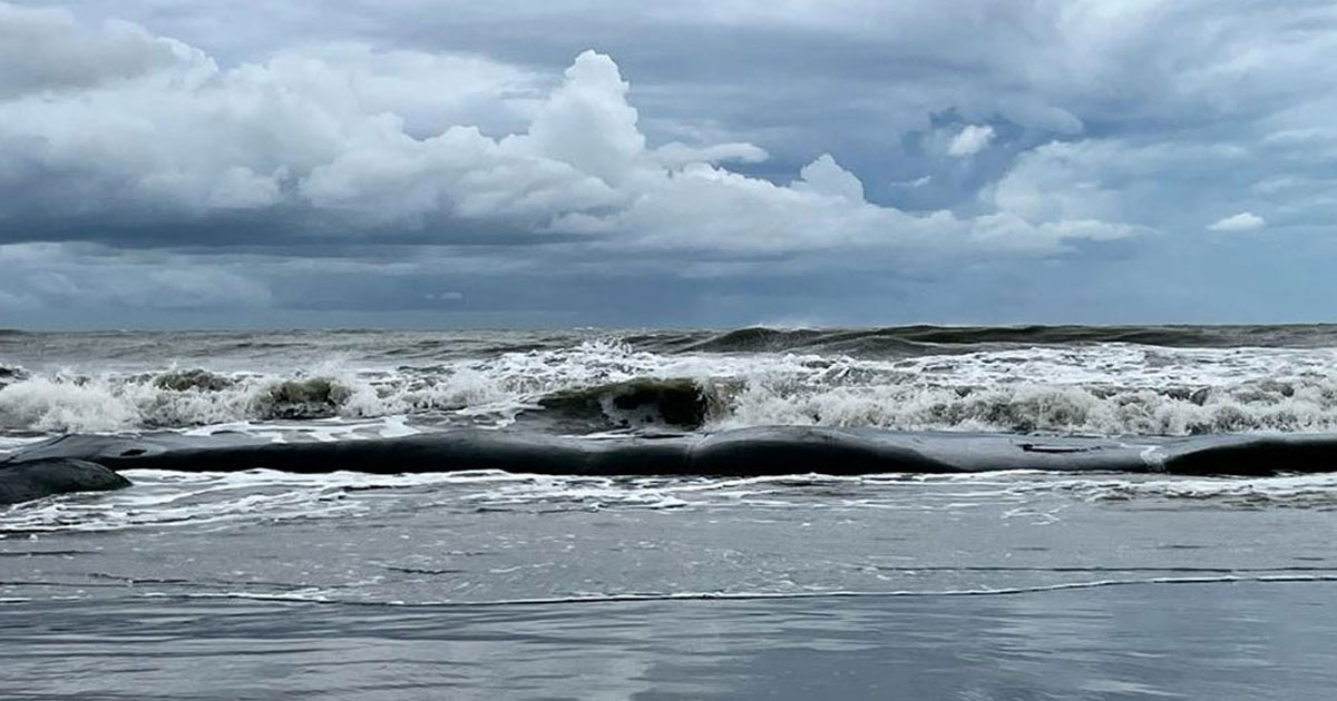 বঙ্গোপসাগরে ঘনীভূত নিম্নচাপ, সমুদ্রবন্দরগুলোতে সতর্ক সংকেত