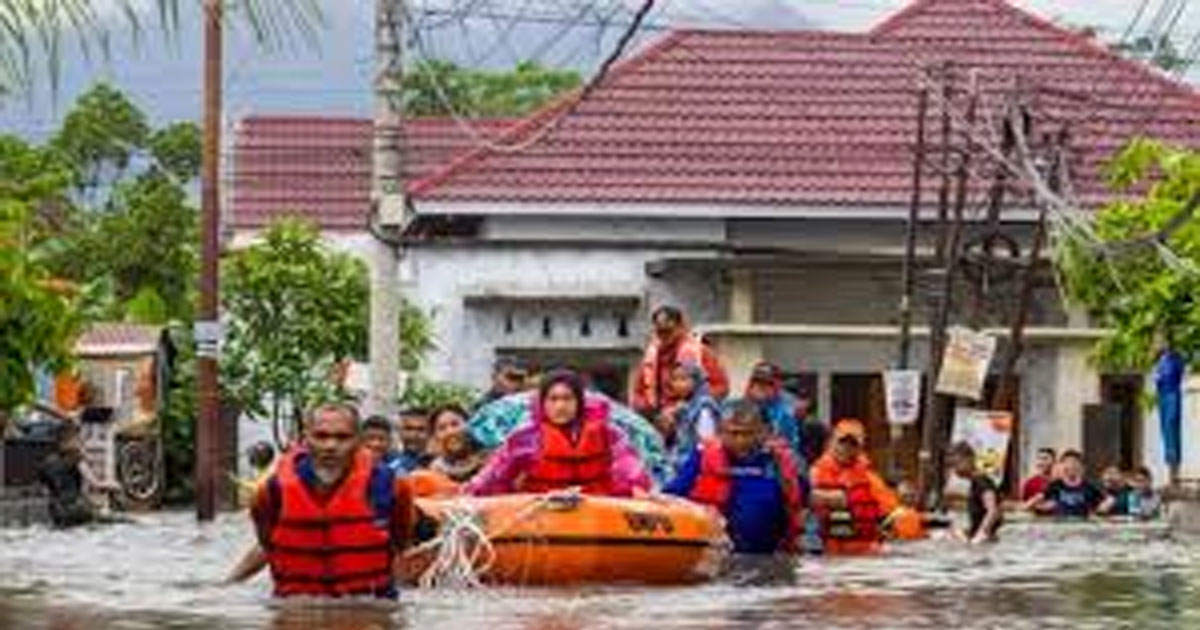ইন্দোনেশিয়ায় বন্যা, ভূমিধসে মৃতের সংখ্যা ২০০ ছাড়াল