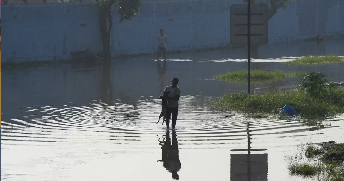 শ্রীলঙ্কায় ঘূর্ণিঝড়ে মৃতের সংখ্যা ৩৫৫, নিখোঁজ ৩৬৬