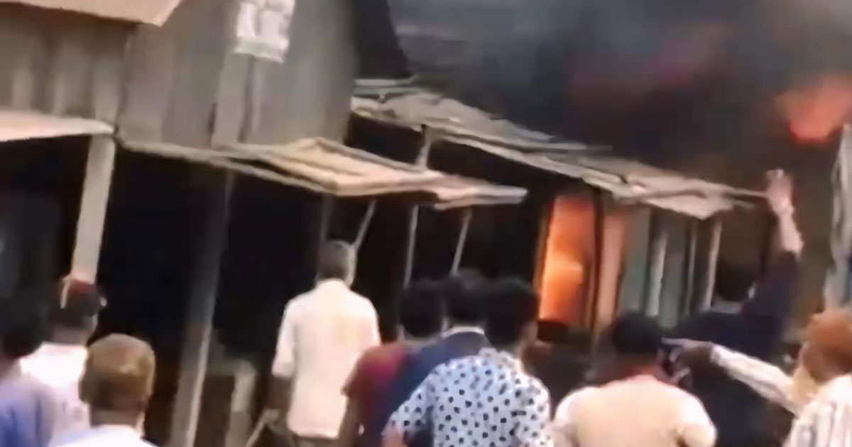কালিহাতীতে তেলের দোকানে অগ্নিকাণ্ড, ব্যবসায়ীর মৃত্যু
