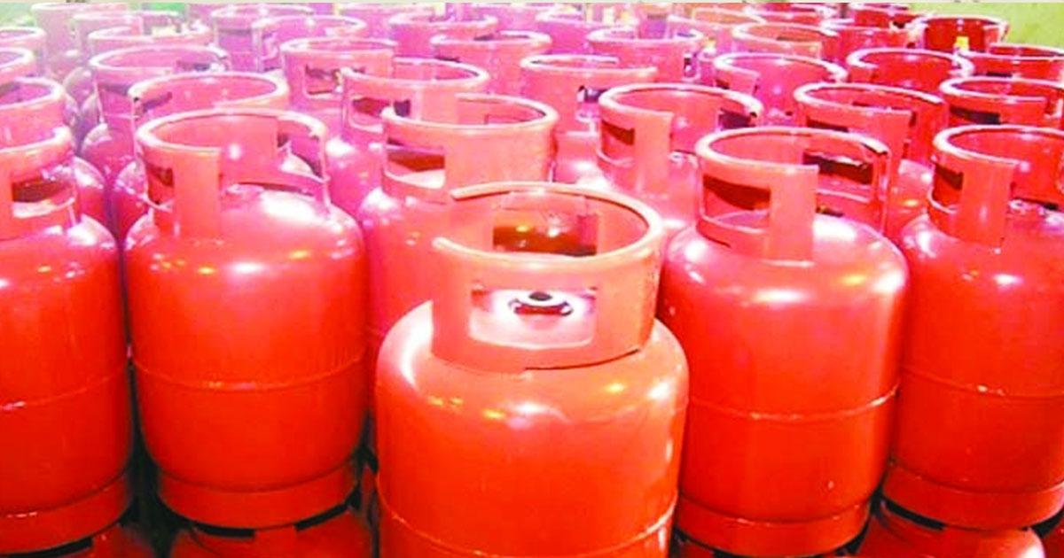 ৩৮ টাকা দাম বাড়ল এলপিজির