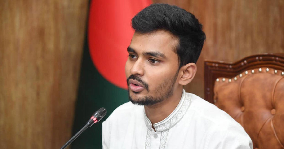 জরুরি প্রেস ব্রিফিং ডেকেছেন উপদেষ্টা আসিফ