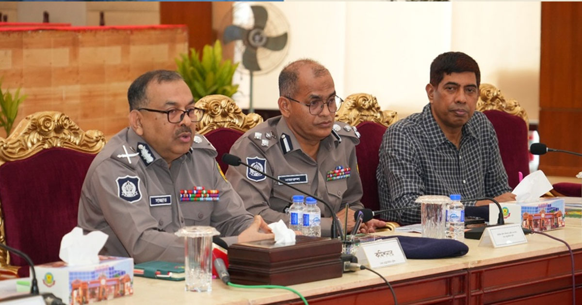 নির্বাচনে সকল পুলিশ সদস্যকে শতভাগ নিরপেক্ষ থাকতে হবে: ডিএমপি কমিশনার