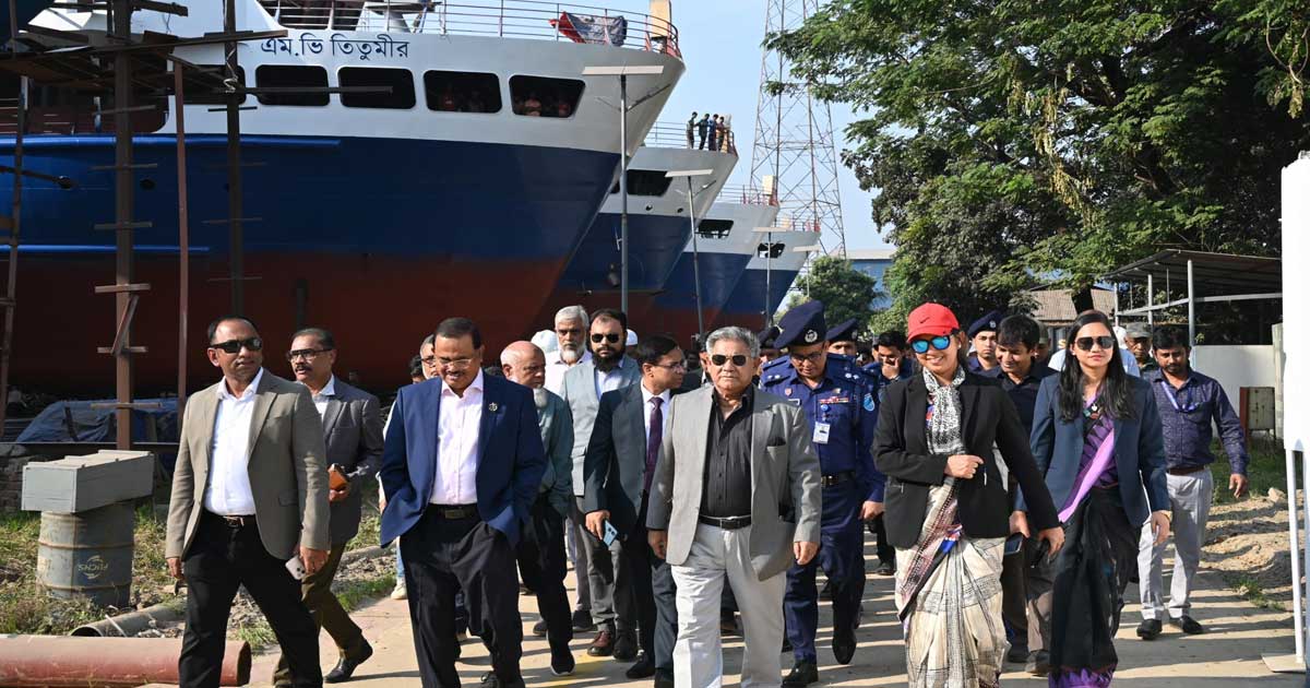 স্বৈরশাসক প্রতিটি সেক্টর ধ্বংস করে দিয়েছিল: এম সাখাওয়াত