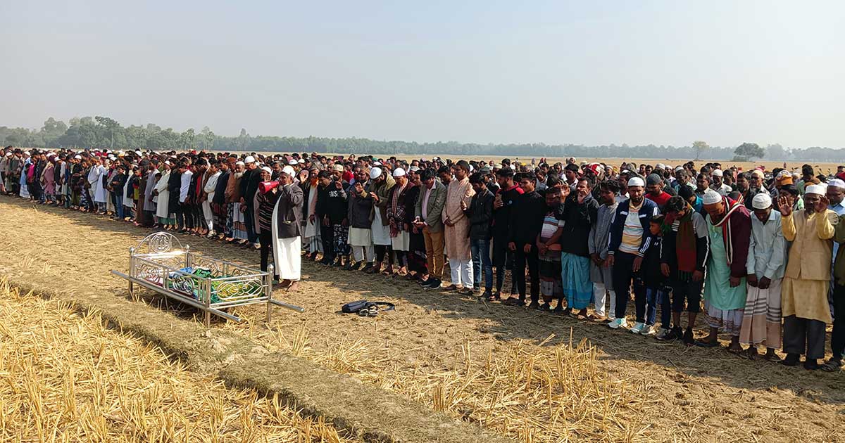 সাজিদের জানাজায় মানুষের ঢল, দাফন সম্পন্ন